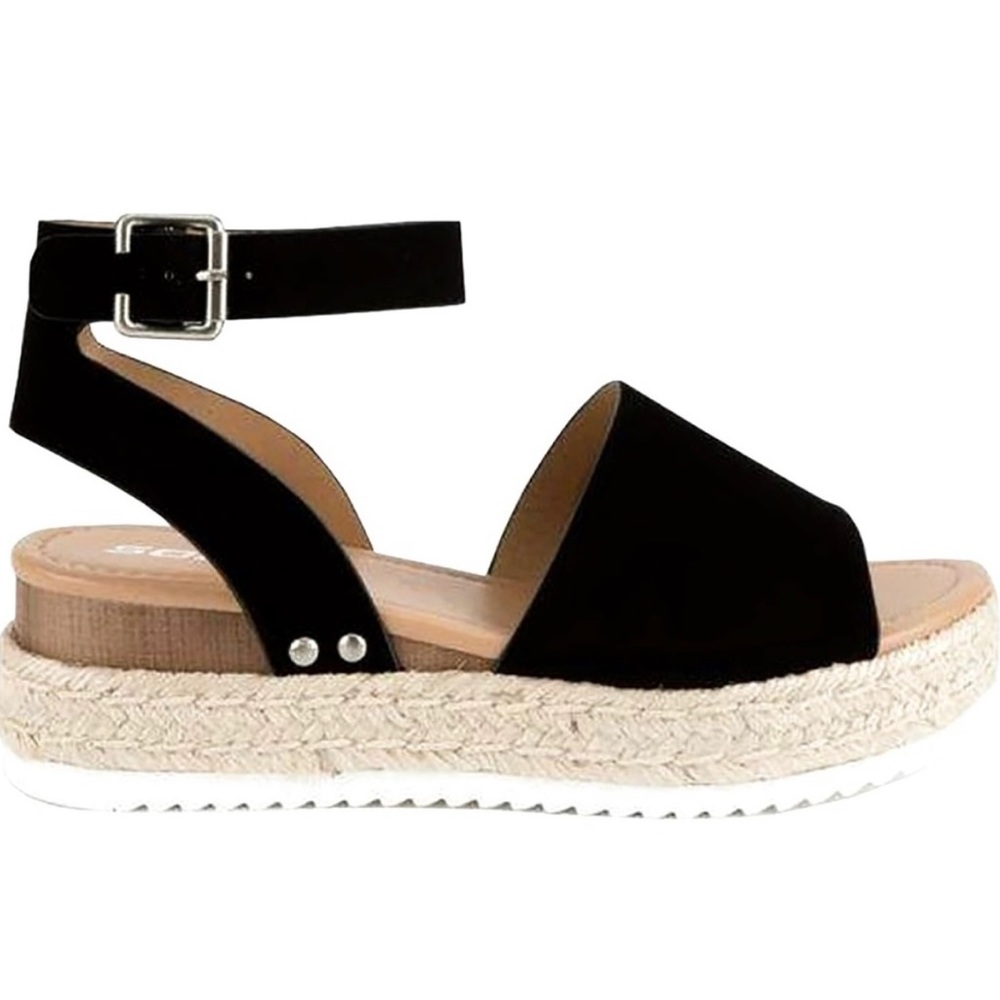 Soda black platform espadrille wedge sandal Size 8